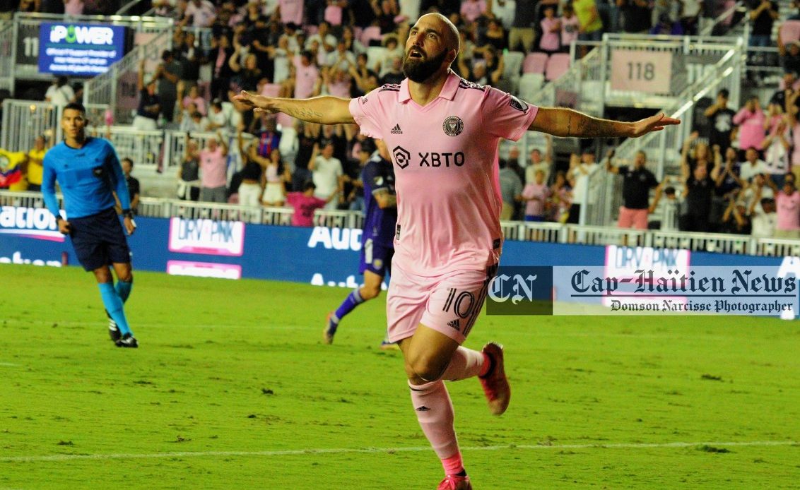 MLS: Miami inter remporte le derby floridien en renversant Orlando City SC à domicile 4 buts contre 1.