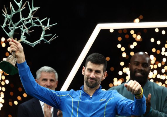 Djokovic sacré pour la 7e fois au Masters 1000 de Paris en battant Dimitrov