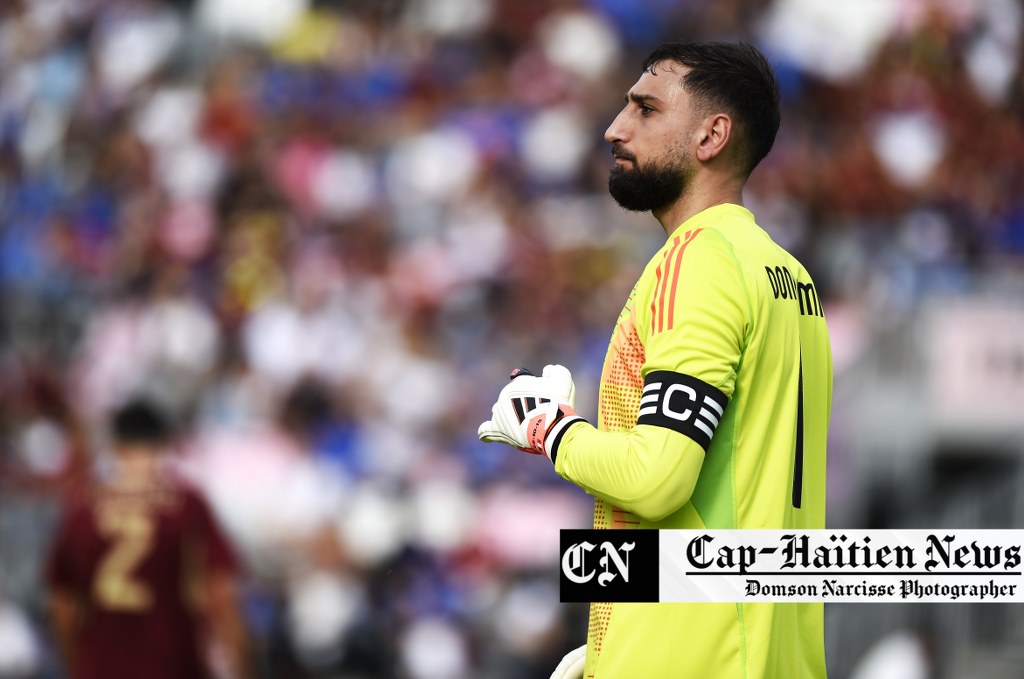 Gigio a arrêté un penalty après seulement trois minutes de jeu, contribuant à la victoire 2-1 de l'Italie sur le Venezuela jeudi.