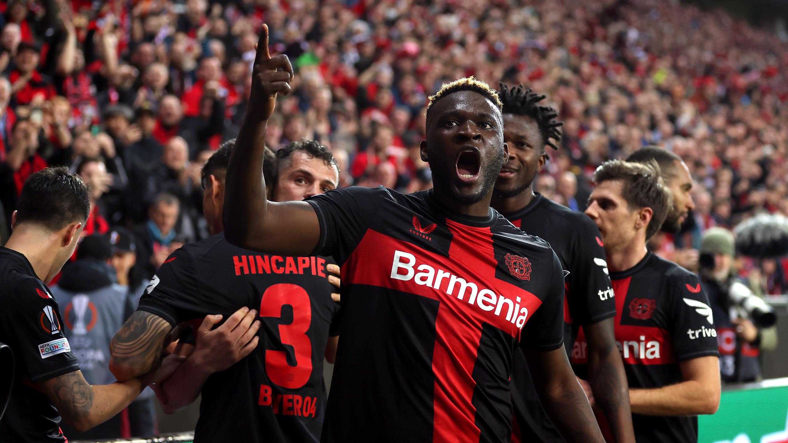 Bundesliga Leverkusen Sacré Champion Dallemagne Pour La Première Fois De Son Histoire 