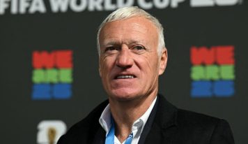 Deschamps temporise sur le Ballon d’Or : “La saison n’est pas terminée