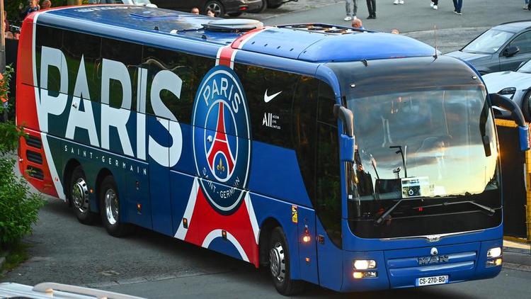 PSG: le bus parisien caillassé dans la nuit à Bilbao après le match de Ligue des champions