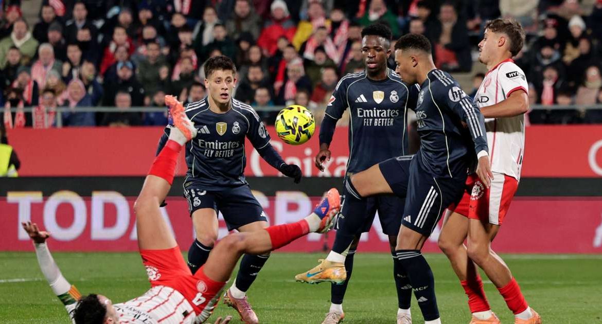 𝐑𝐞𝐚𝐥 𝐬’𝐞𝐧𝐟𝐨𝐧𝐜𝐞 𝐞𝐭 𝐜𝐞̀𝐝𝐞 𝐥𝐚 𝐭𝐞̂𝐭𝐞 𝐝𝐮 𝐜𝐥𝐚𝐬𝐬𝐞𝐦𝐞𝐧𝐭 𝐚𝐮 𝐁𝐀𝐑𝐂̧𝐀