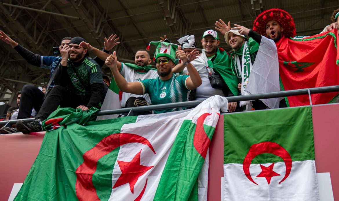 CAN 2025: le supporter algérien arrêté pour avoir déchiré des billets de banque marocains envoyé en prison