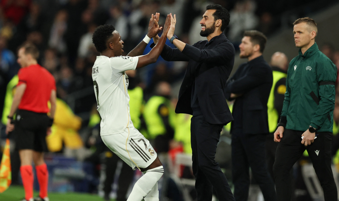 𝗥𝗲́𝗮𝗹 𝗠𝗮𝗱𝗿𝗶𝗱 – 𝗠𝗼𝗻𝗮𝗰𝗼 (𝟲–𝟭) 𝗩𝗶𝗻𝗶𝗰𝗶𝘂𝘀 𝗲𝗻 𝗰𝗵𝗲𝗳 𝗱’𝗼𝗿𝗰𝗵𝗲𝘀𝘁𝗿𝗲, 𝘂𝗻 𝗠𝗮𝗱𝗿𝗶𝗱 𝗰𝗹𝗶𝗻𝗶𝗾𝘂𝗲 𝗲𝘁 𝗹𝗶𝗯𝗲́𝗿𝗲́