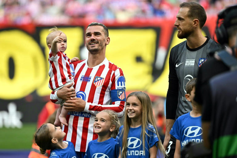 Espagne: l&rsquo;Atlético Madrid rend hommage à « la légende » Griezmann, ému au larmes