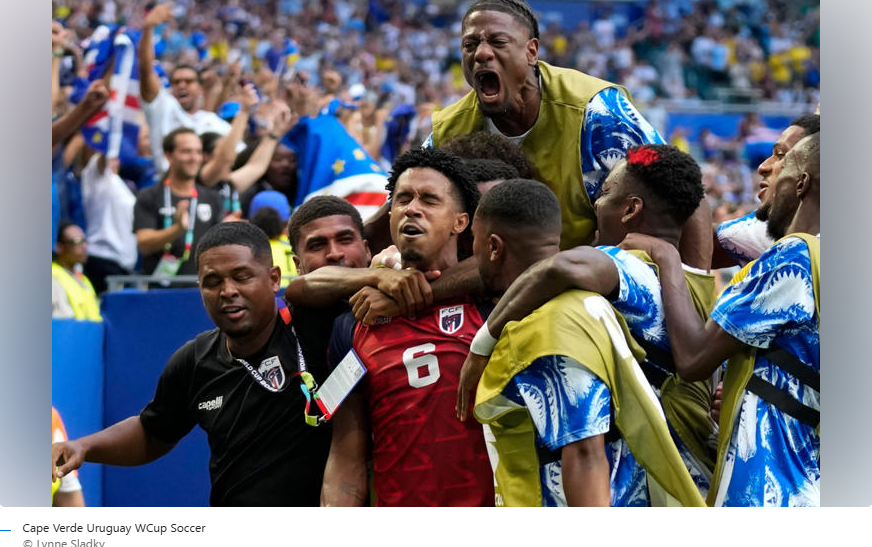 Nouvelle surprise à la Coupe du monde : le Cap-Vert inscrit son premier but du tournoi et tient l&rsquo;Uruguay en échec (2-2)