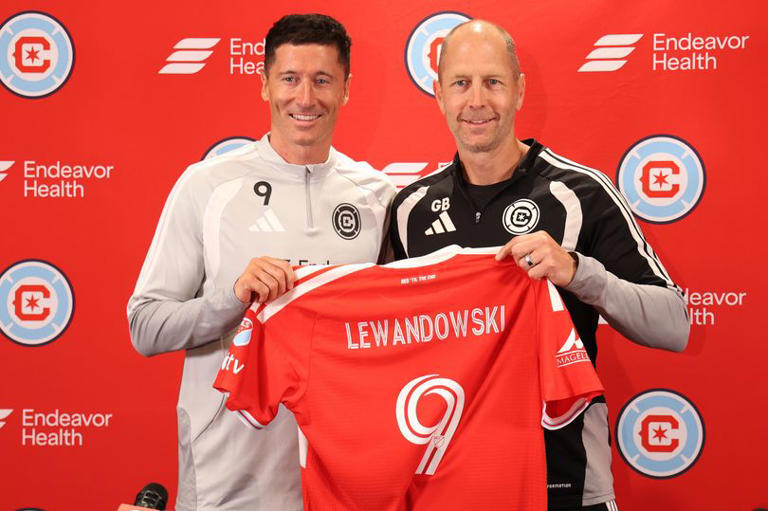 Robert Lewandowski place la barre très haut lors de sa première conférence de presse après son transfert en MLS