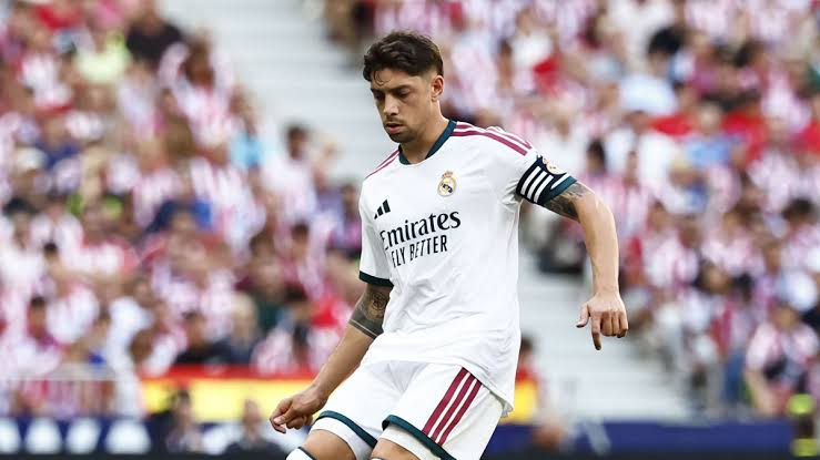Valverde forfait plusieurs semaines après le tacle de Kang-in Lee