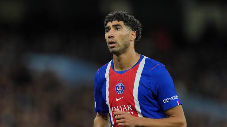 Achraf Hakimi s&rsquo;immisce dans la polémique du « Ballon d&rsquo;Or » avec une déclaration diplomatique