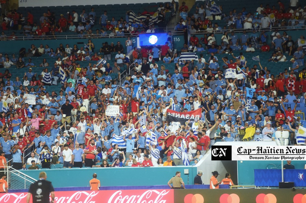 Panama-Uruguay à Hard Rock Stadium 60 000 supporters au au rendez-vous, revivez en images (9)